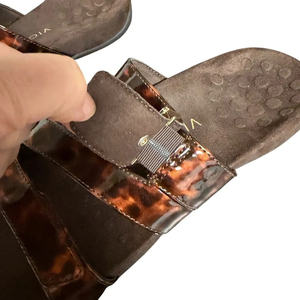 Vionic Skylar Tortoise Shell Patent Adjustable Slide Sandals Brown Gold Buckle